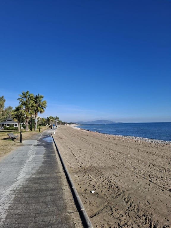 2 makuuhuone Huoneisto myytävänä paikassa Oropesa  mukana uima-altaan 
autotalli - 135 000 € (Ref: 9595961)