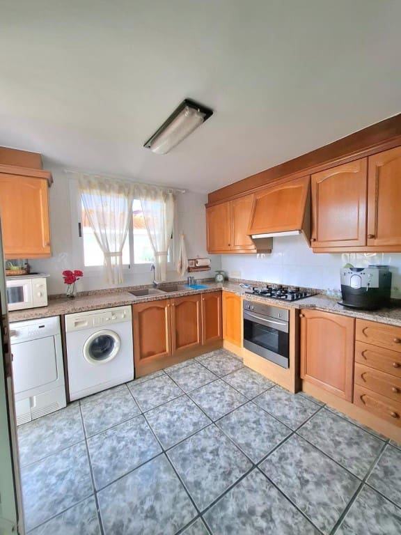 4 sovrum Villa till salu i Oropesa  - 520 000 € (Ref: 9595962)