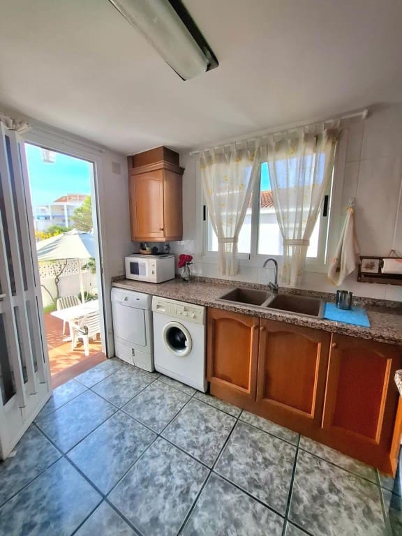 4 sovrum Villa till salu i Oropesa  - 520 000 € (Ref: 9595962)