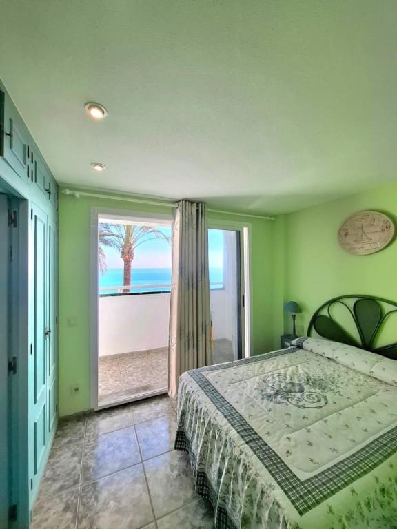 4 sovrum Villa till salu i Oropesa  - 520 000 € (Ref: 9595962)