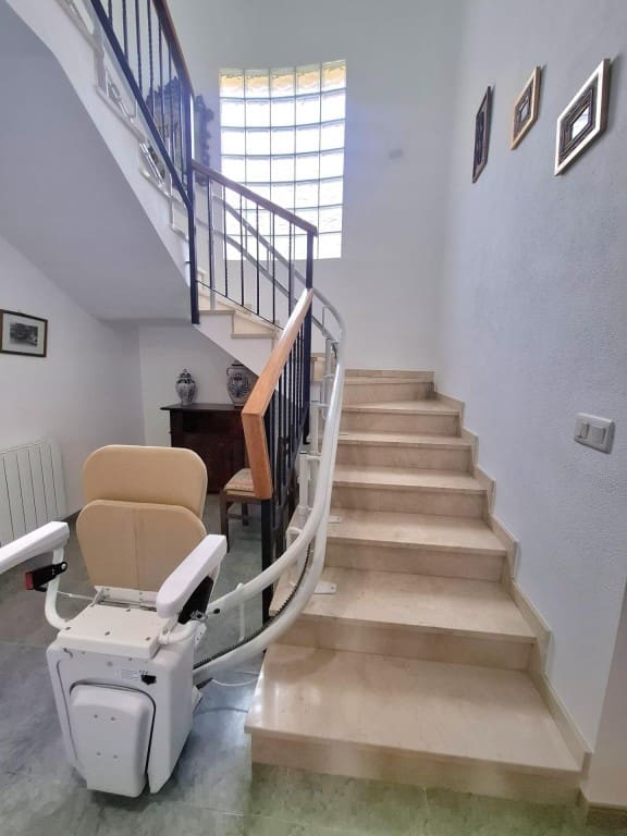 5 sovrum Villa till salu i Oropesa  med pool garage - 549 000 € (Ref: 9595965)