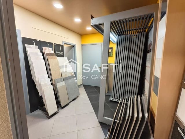 Commercieel te koop in Barberà del Vallès - € 150.300 (Ref: 9595968)