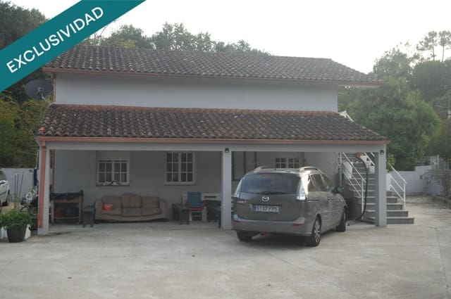 Chalet de 4 habitaciones en Ponteareas en venta - 295.000 € (Ref: 9595969)