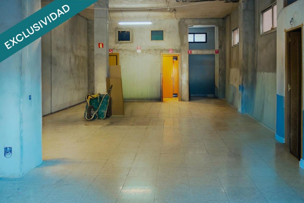 Commercial for sale in Parla - € 330,000 (Ref: 9595970)