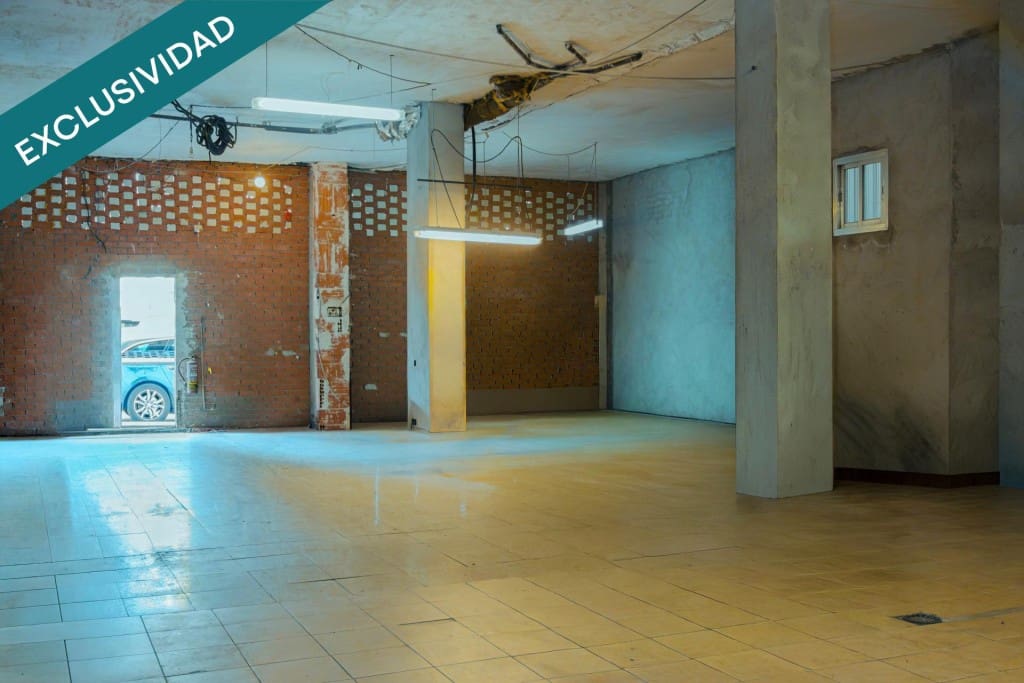 Commercial for sale in Parla - € 330,000 (Ref: 9595970)