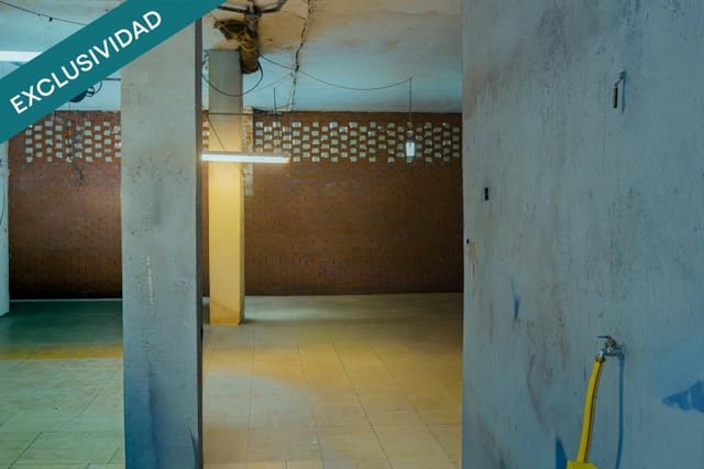 Erhverv til salg i Parla - € 330.000 (Ref: 9595970)