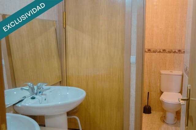 Commercieel te koop in Parla - € 330.000 (Ref: 9595970)