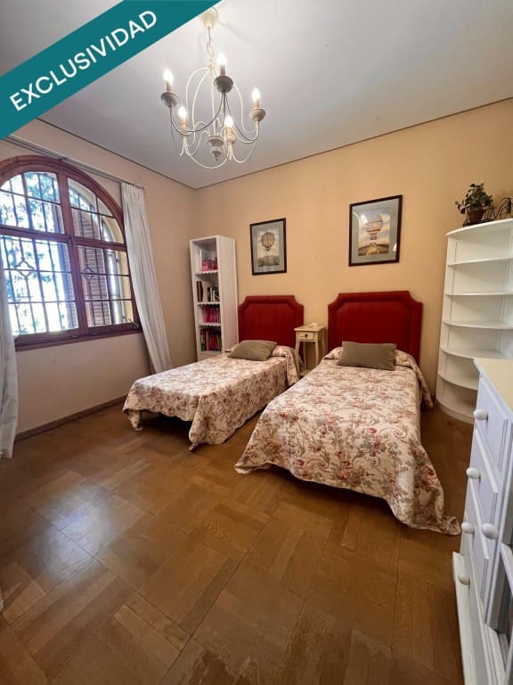 6 makuuhuone Maalaistalo myytävänä paikassa Jerez de la Frontera mukana 
autotalli - 680 000 € (Ref: 9595972)