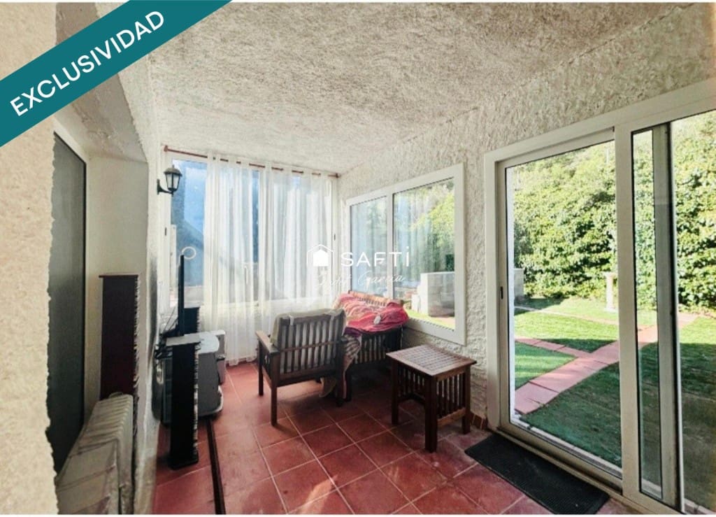 4 soveværelse Villa til salg i Olesa de Bonesvalls med garage - € 518.000 (Ref: 9595974)