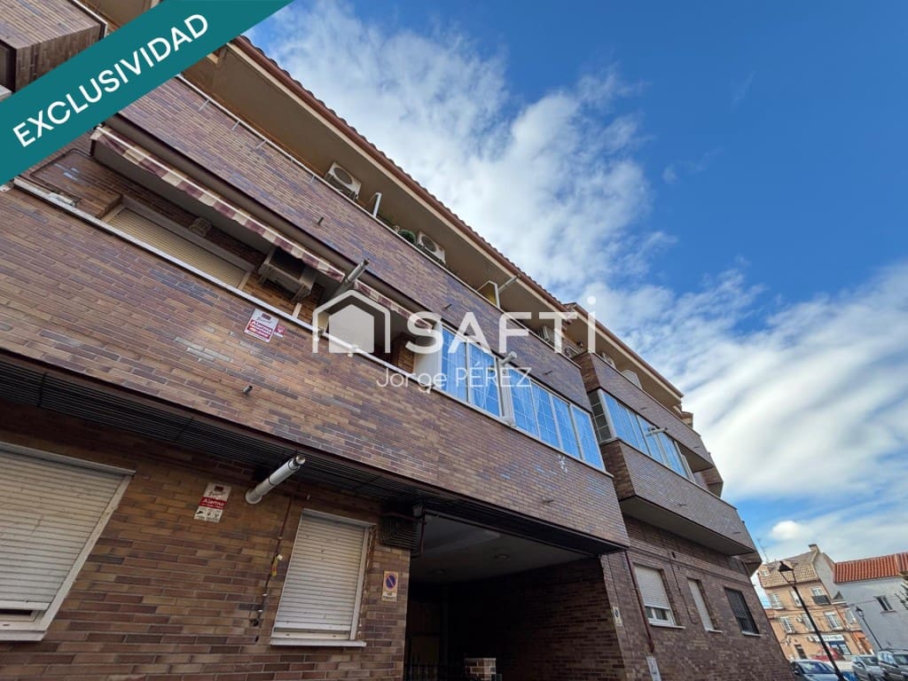 2 Zimmer Apartment zu verkaufen in Yuncos mit Garage - 180.000 € (Ref: 9595979)