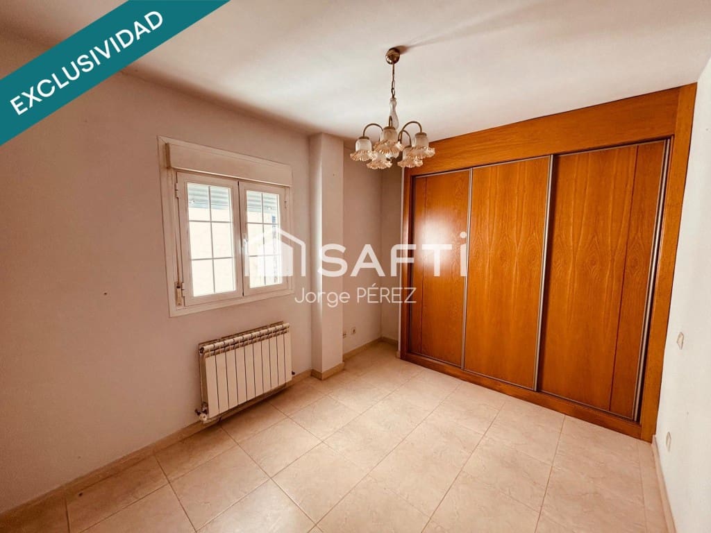 2 Zimmer Apartment zu verkaufen in Yuncos mit Garage - 180.000 € (Ref: 9595979)