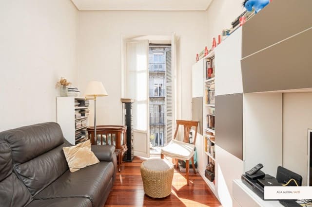 3 makuuhuone Huoneisto myytävänä paikassa Donostia-San Sebastián - 610 000 € (Ref: 9595980)