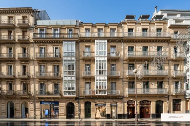 3 makuuhuone Huoneisto myytävänä paikassa Donostia-San Sebastián - 610 000 € (Ref: 9595980)