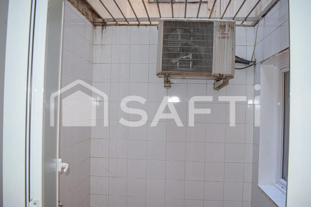 Gewerbe zu verkaufen in Barcelona Stadt - 150.500 € (Ref: 9595986)