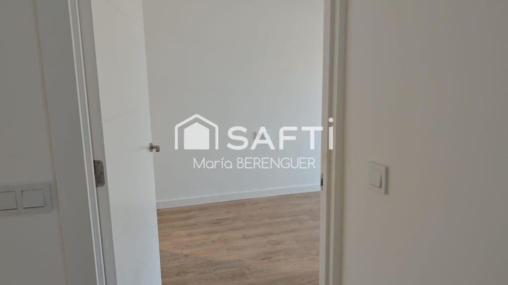 4 soveværelse Villa til salg i Calafell med swimmingpool garage - € 540.000 (Ref: 9595987)