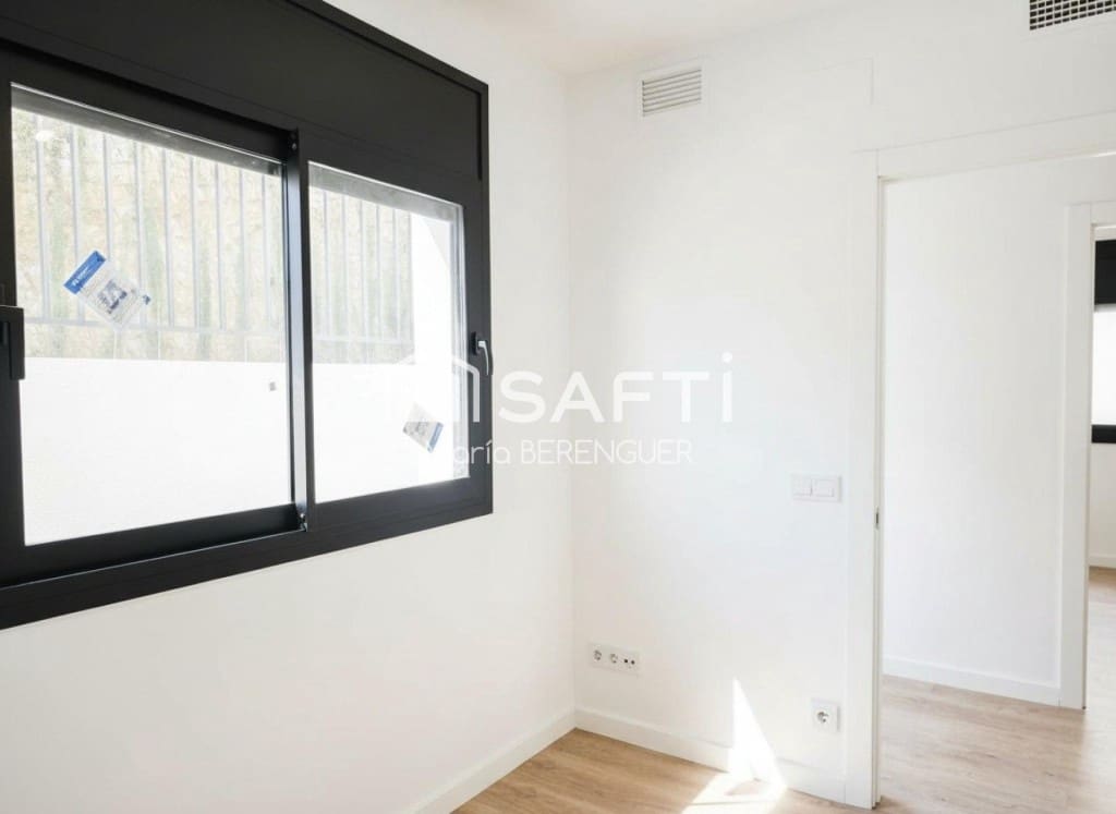 4 soveværelse Villa til salg i Calafell med swimmingpool garage - € 540.000 (Ref: 9595987)