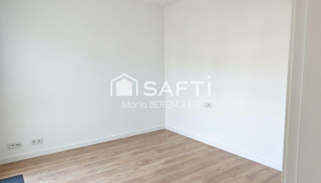 4 soveværelse Villa til salg i Calafell med swimmingpool garage - € 540.000 (Ref: 9595987)