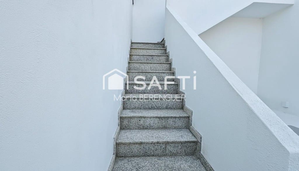 4 soveværelse Villa til salg i Calafell med swimmingpool garage - € 540.000 (Ref: 9595987)