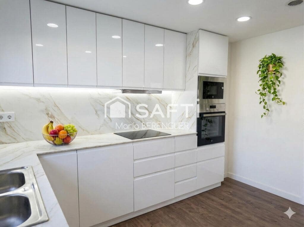 4 bedroom Villa for sale in Calafell with pool garage - € 540,000 (Ref: 9595987)