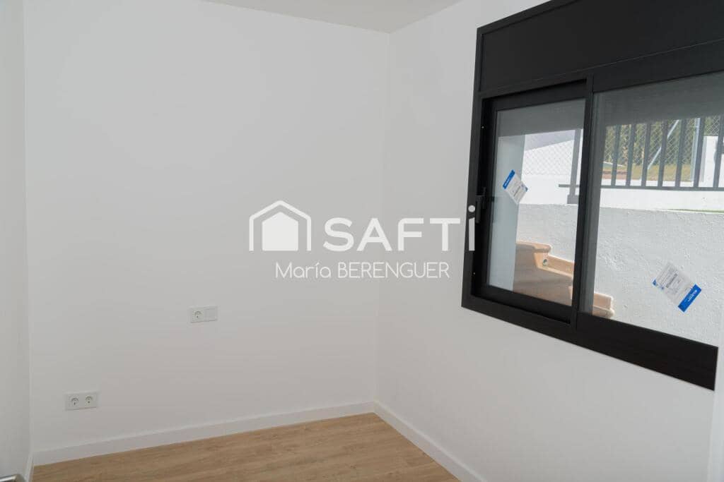 4 soveværelse Villa til salg i Calafell med swimmingpool garage - € 540.000 (Ref: 9595987)