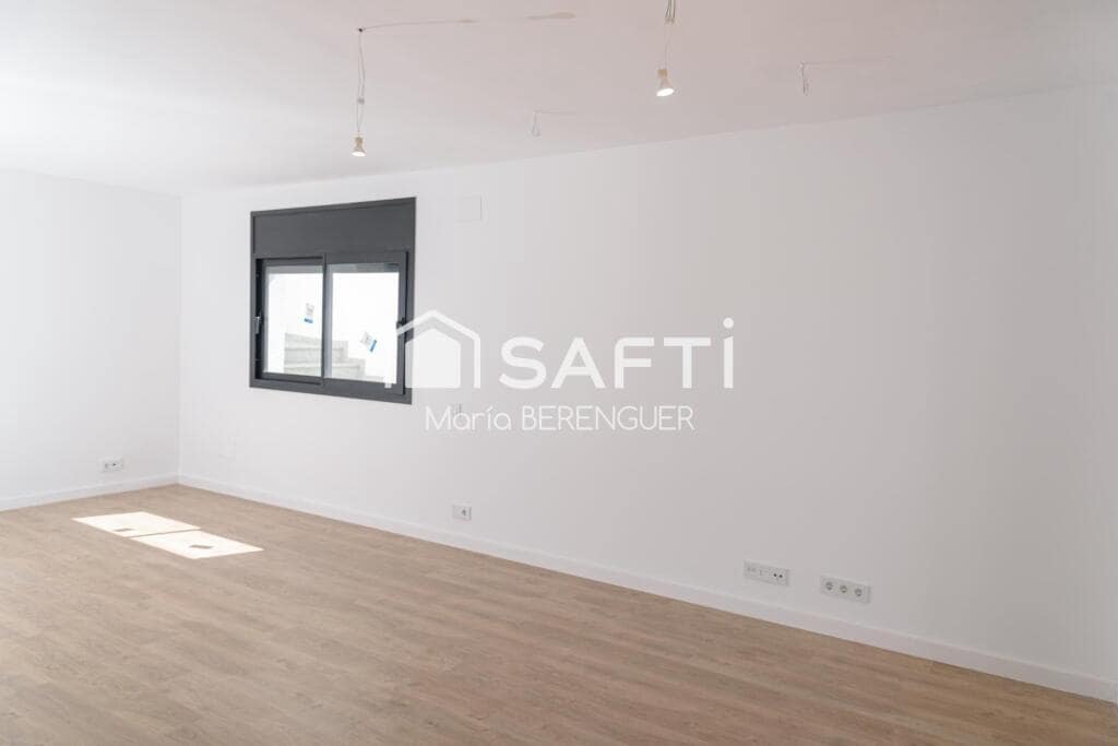 4 soveværelse Villa til salg i Calafell med swimmingpool garage - € 540.000 (Ref: 9595987)