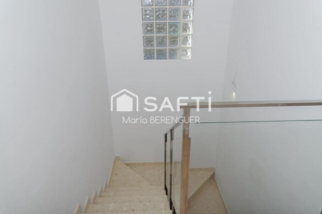 4 soveværelse Villa til salg i Calafell med swimmingpool garage - € 540.000 (Ref: 9595987)