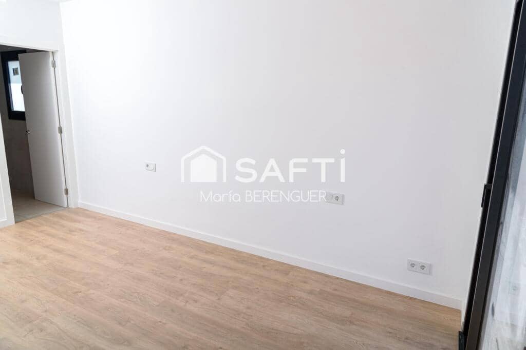 4 soveværelse Villa til salg i Calafell med swimmingpool garage - € 540.000 (Ref: 9595987)