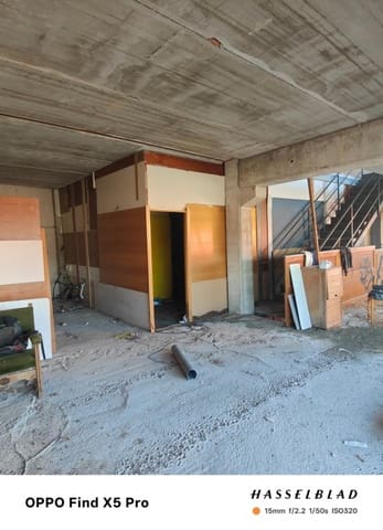 Erhverv til salg i Cabanillas del Campo - € 180.000 (Ref: 9595990)