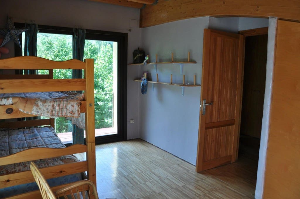 4 bedroom Finca/Country House for sale in Siguenza - € 795,000 (Ref: 9595991)