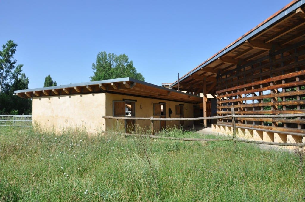 4 bedroom Finca/Country House for sale in Siguenza - € 795,000 (Ref: 9595991)