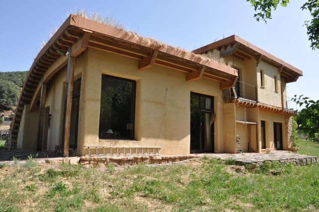 4 sypialnia Finka/Dom wiejski na sprzedaż w Sigüenza - 795 000 € (Ref: 9595991)