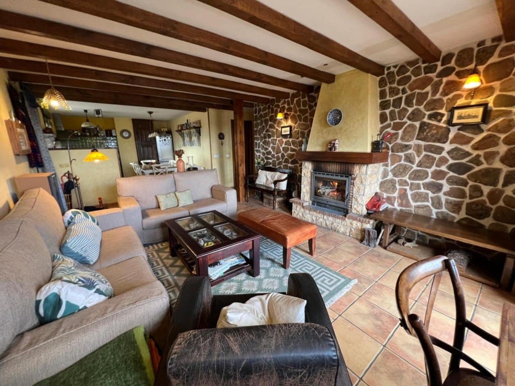 2 bedroom Finca/Country House for sale in Condemios de Arriba - € 125,000 (Ref: 9595992)