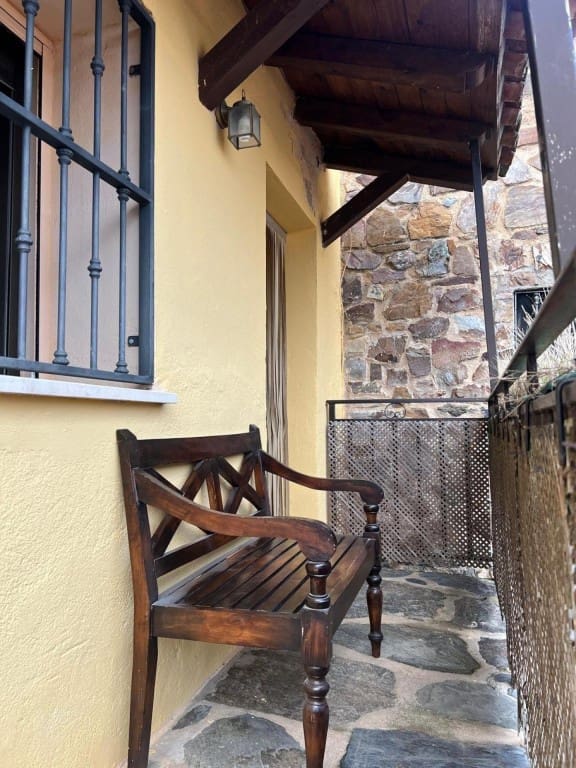 2 bedroom Finca/Country House for sale in Condemios de Arriba - € 125,000 (Ref: 9595992)