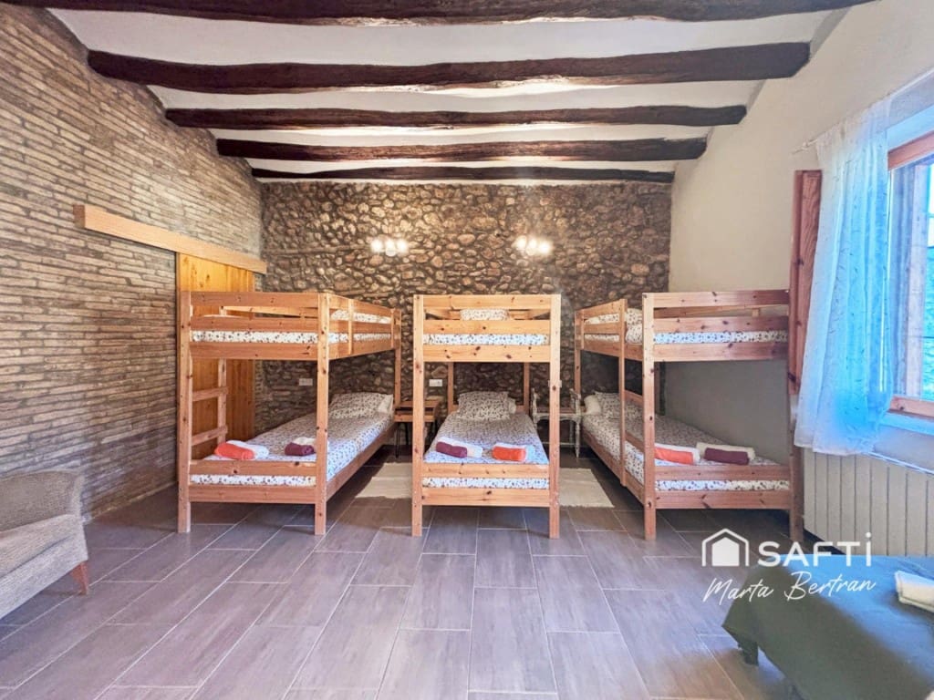 10 slaapkamer Finca/Landhuis te koop in Piera met zwembad - € 1.250.000 (Ref: 9595998)