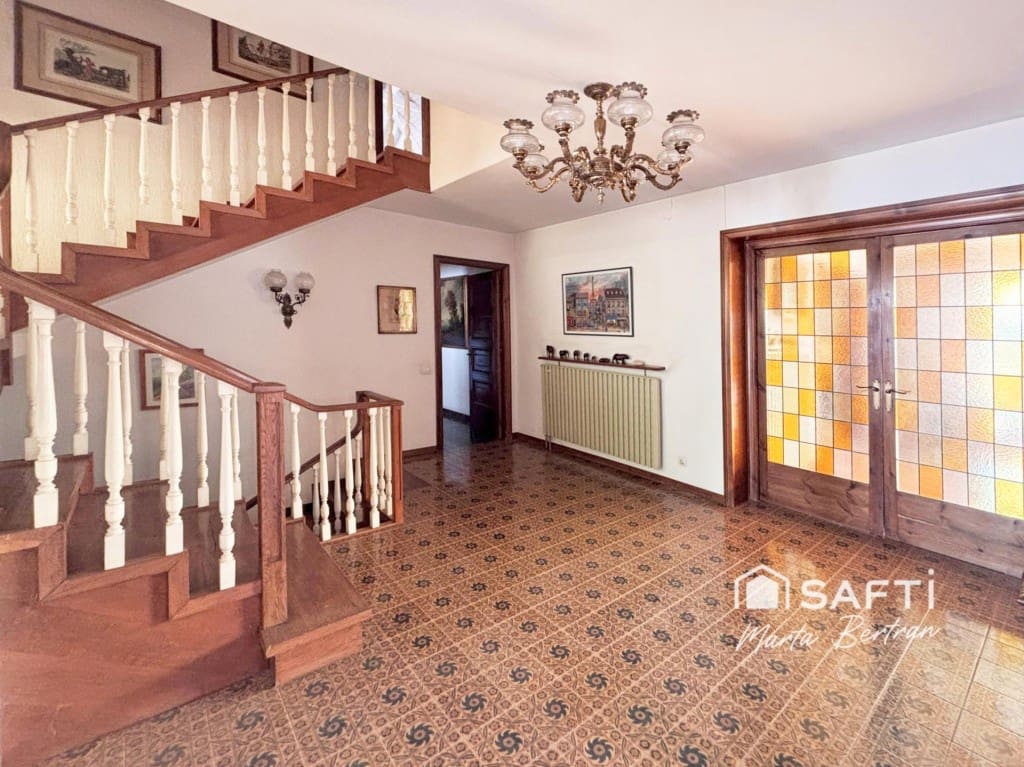 5 bedroom Finca/Country House for sale in Sant Feliu de Codines with pool garage - € 680,000 (Ref: 9595999)