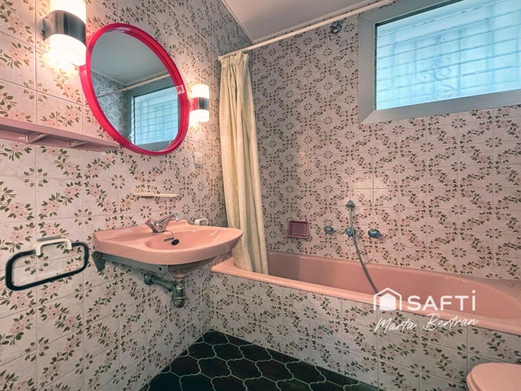 5 bedroom Finca/Country House for sale in Sant Feliu de Codines with pool garage - € 680,000 (Ref: 9595999)