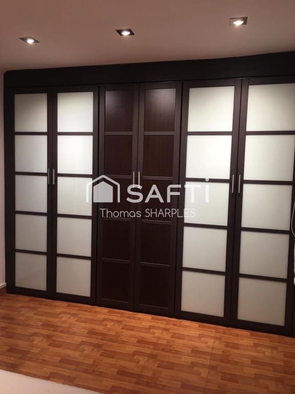 1 bedroom Apartment for sale in Badalona - € 158,000 (Ref: 9596001)