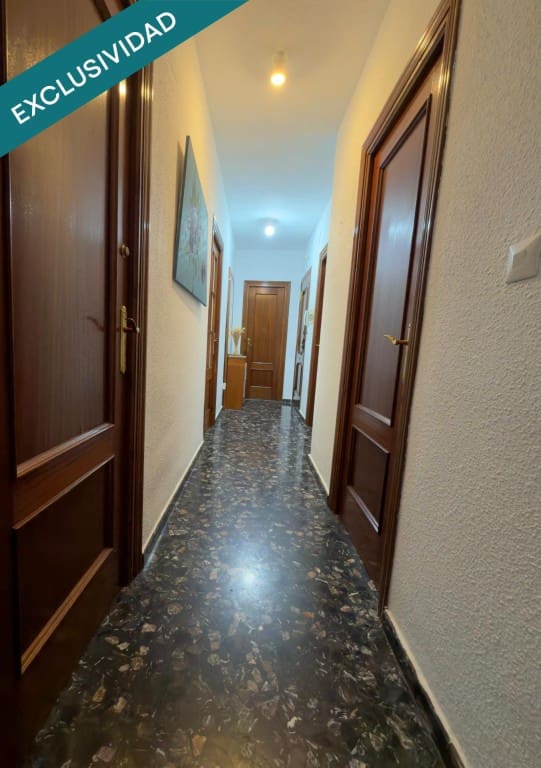3 Zimmer Apartment zu verkaufen in Loja - 87.900 € (Ref: 9596002)