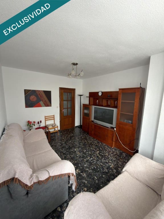 3 Zimmer Apartment zu verkaufen in Loja - 87.900 € (Ref: 9596002)