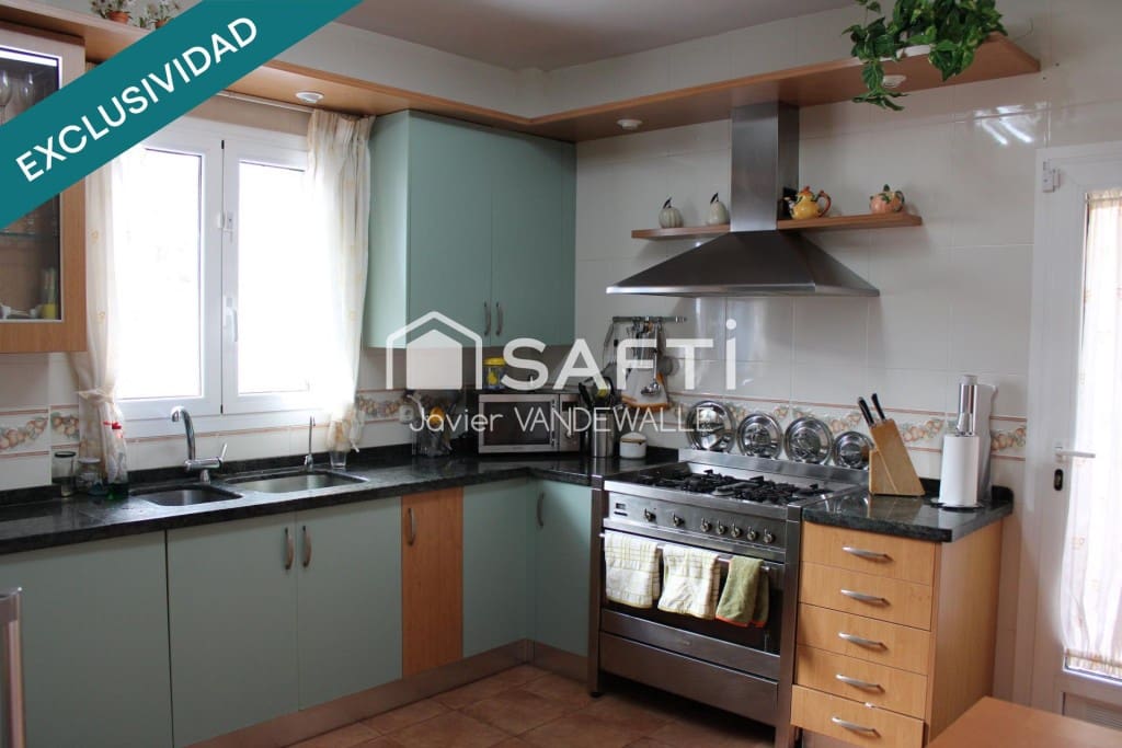 6 chambre Villa/Maison à vendre à Nijar avec piscine garage - 680 000 € (Ref: 9596005)