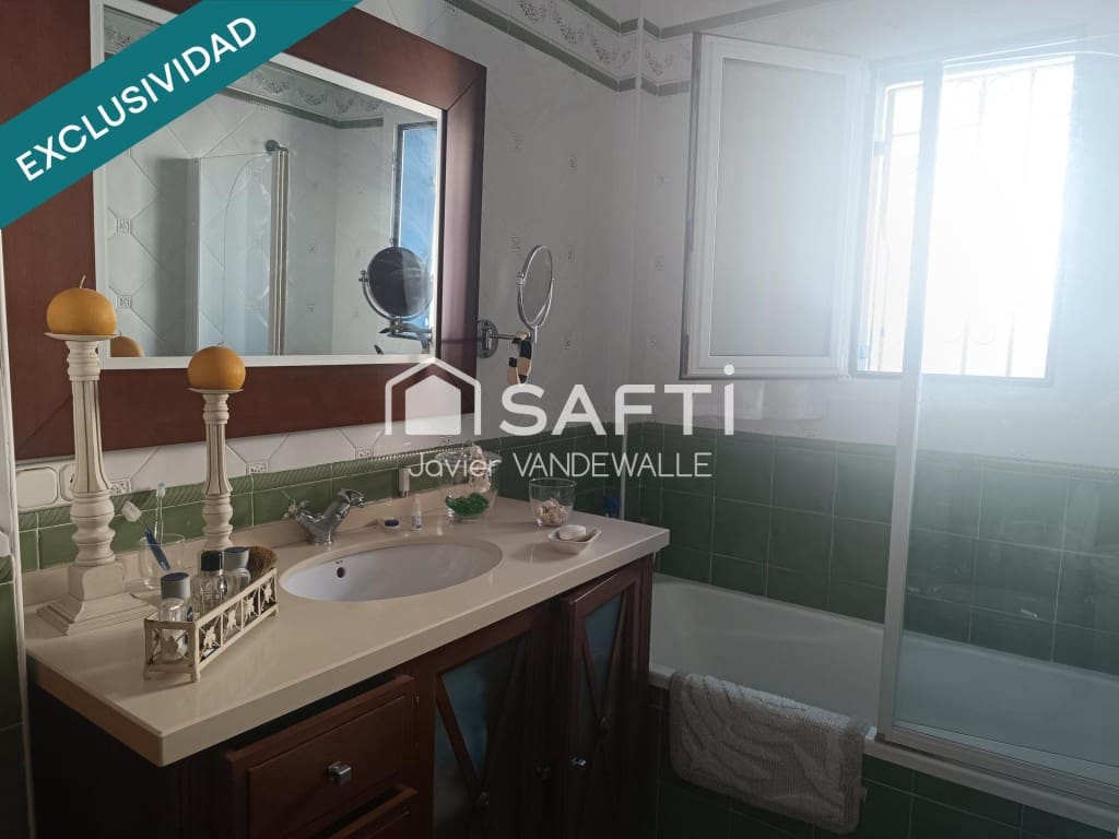 6 chambre Villa/Maison à vendre à Nijar avec piscine garage - 680 000 € (Ref: 9596005)