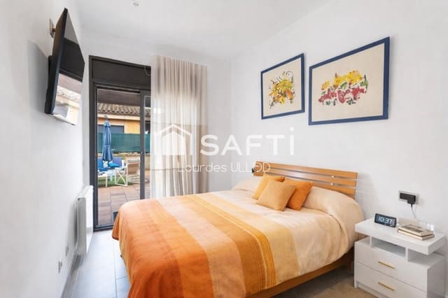 3 chambre Villa/Maison à vendre à Vilacolum, Torroella de Fluvià avec piscine garage - 499 000 € (Ref: 9596006)