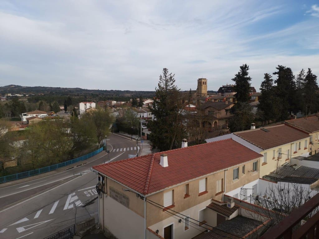 4 bedroom Apartment for sale in Sacedon - € 79,999 (Ref: 9596009)