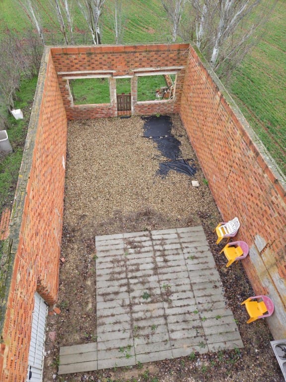 6 bedroom Finca/Country House for sale in Castellanos de Villiquera - € 139,900 (Ref: 9596012)