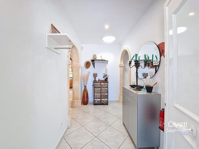 5 soveværelse Villa til salg i Pedreguer med swimmingpool garage - € 960.000 (Ref: 9596019)