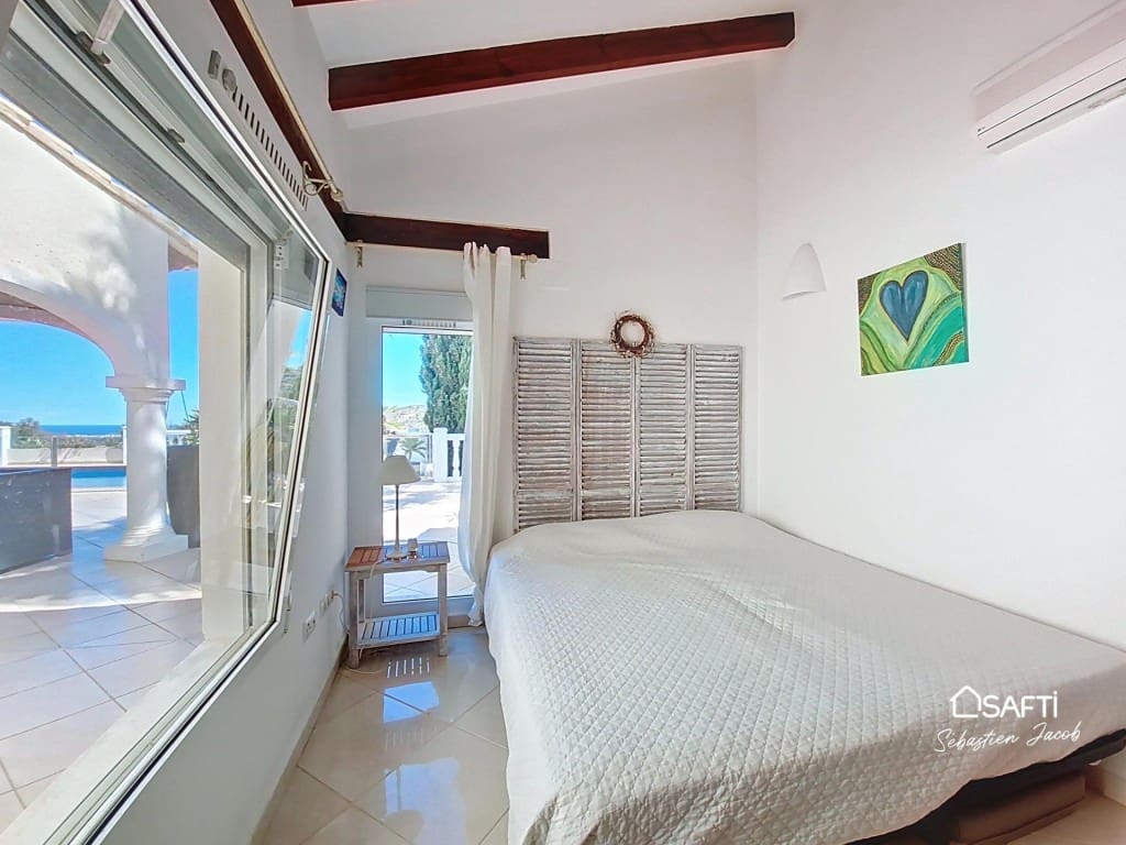 5 soveværelse Villa til salg i Pedreguer med swimmingpool garage - € 960.000 (Ref: 9596019)