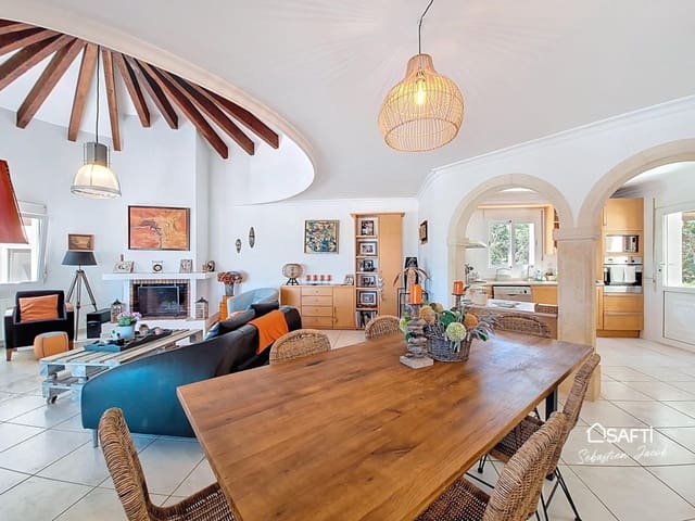 5 soveværelse Villa til salg i Pedreguer med swimmingpool garage - € 890.000 (Ref: 9596019)