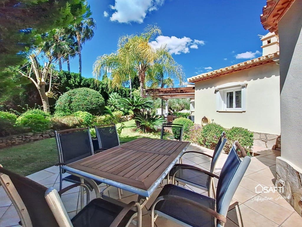 5 soveværelse Villa til salg i Pedreguer med swimmingpool garage - € 960.000 (Ref: 9596019)