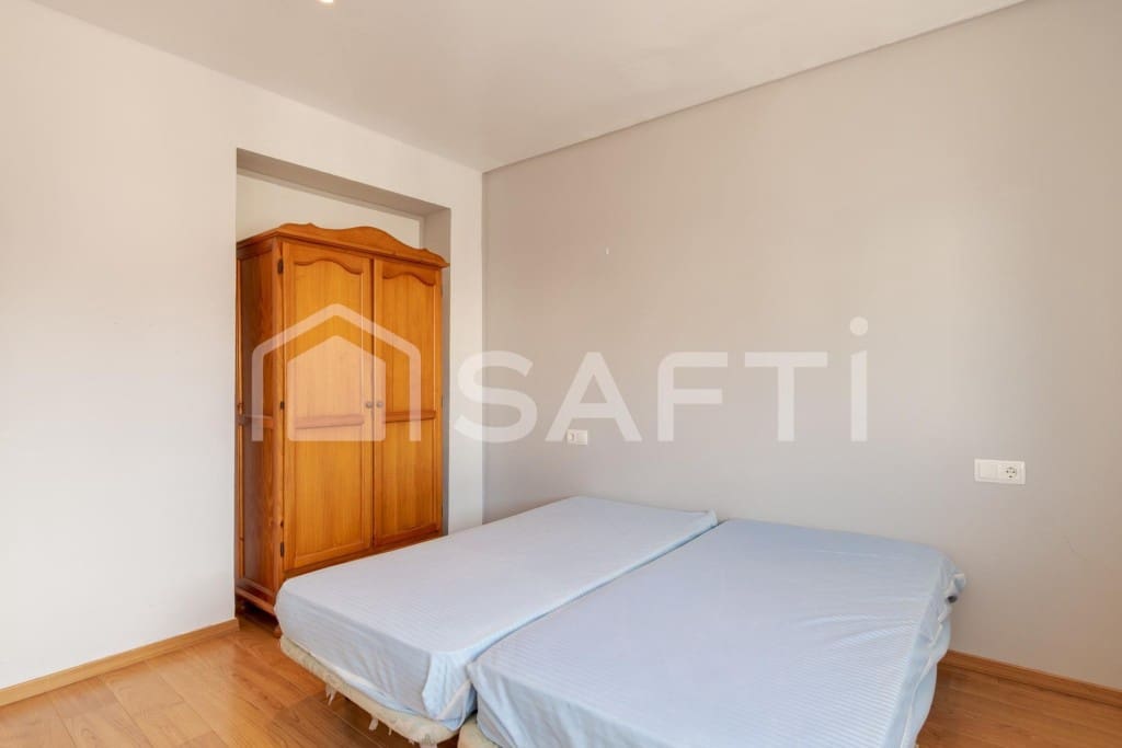 3 bedroom Flat for sale in Alcala de Xivert - € 135,000 (Ref: 9596021)