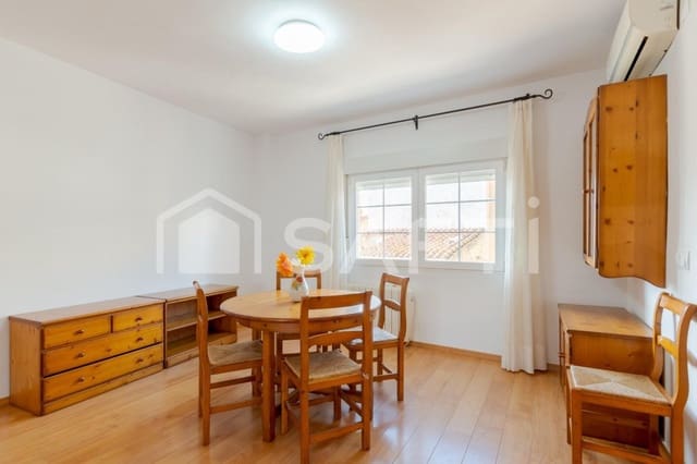 3 bedroom Flat for sale in Alcalà de Xivert pueblo, Alcalá de Xivert - € 135,000 (Ref: 9596021)